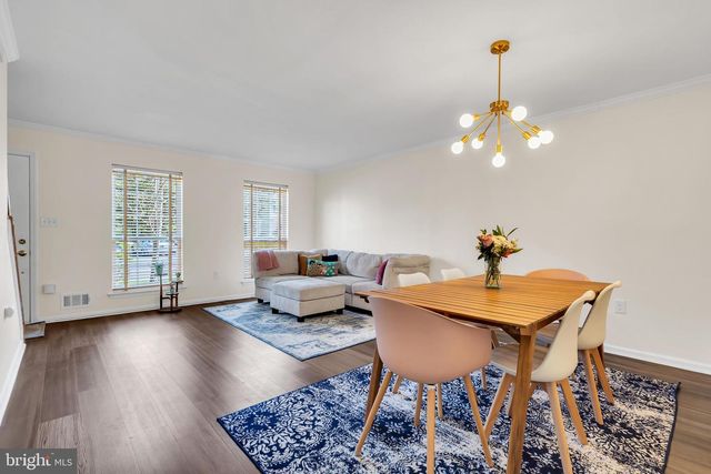 189 SHREWSBURY CT, Pennington, NJ 08534