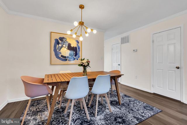 189 SHREWSBURY CT, Pennington, NJ 08534
