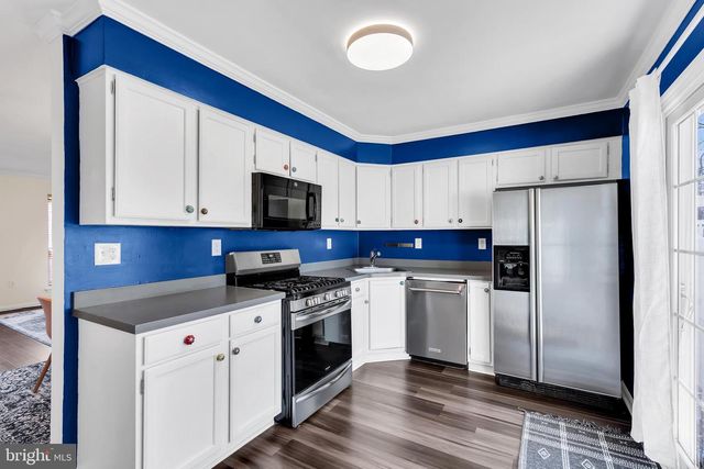 189 SHREWSBURY CT, Pennington, NJ 08534