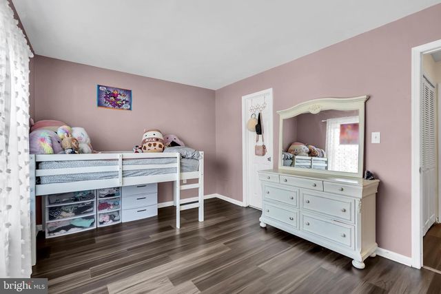 189 SHREWSBURY CT, Pennington, NJ 08534