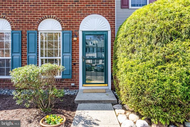189 SHREWSBURY CT, Pennington, NJ 08534