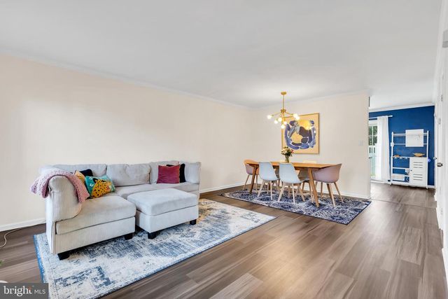 189 SHREWSBURY CT, Pennington, NJ 08534