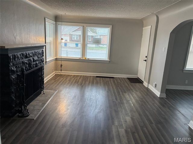 2555 Telegraph Road, Mehlville, MO 63125