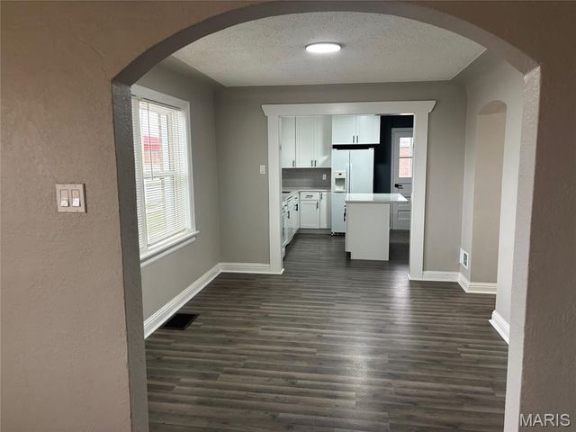 2555 Telegraph Road, Mehlville, MO 63125