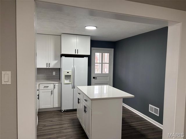 2555 Telegraph Road, Mehlville, MO 63125