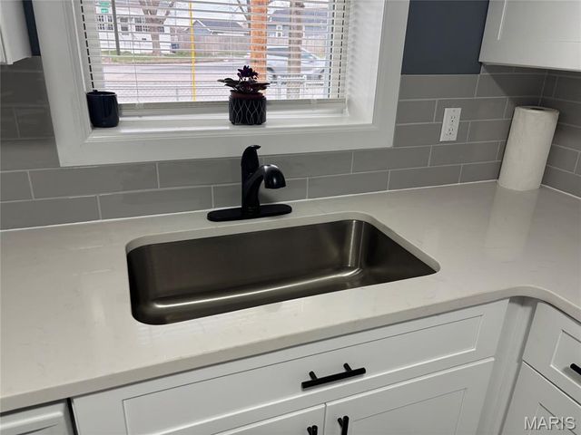 2555 Telegraph Road, Mehlville, MO 63125