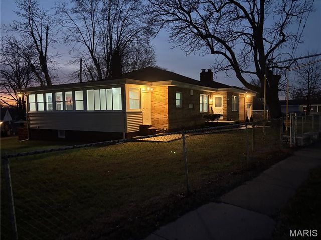 2555 Telegraph Road, Mehlville, MO 63125