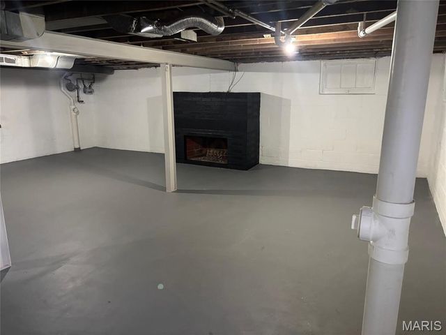 2555 Telegraph Road, Mehlville, MO 63125