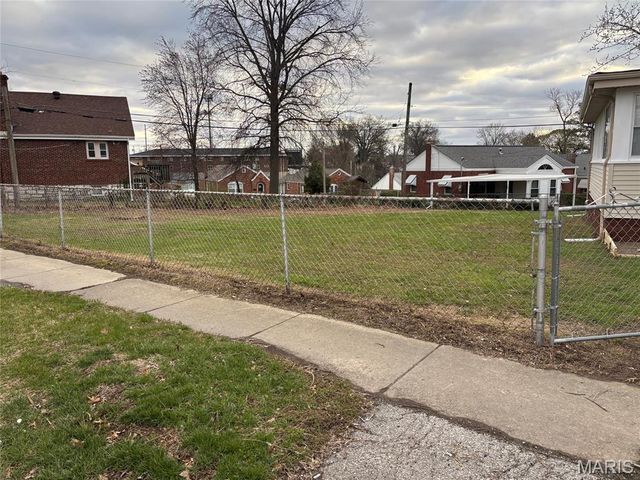 2555 Telegraph Road, Mehlville, MO 63125