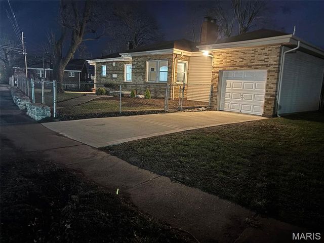 2555 Telegraph Road, Mehlville, MO 63125