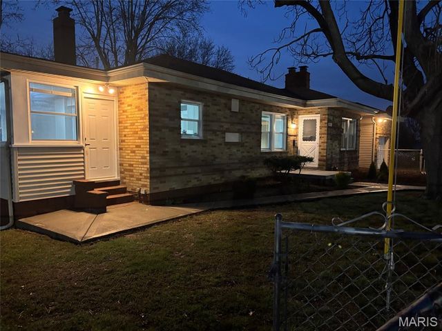 2555 Telegraph Road, Mehlville, MO 63125