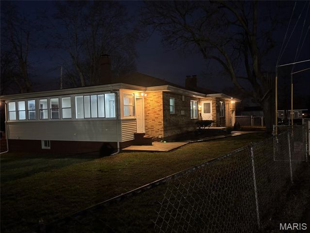 2555 Telegraph Road, Mehlville, MO 63125