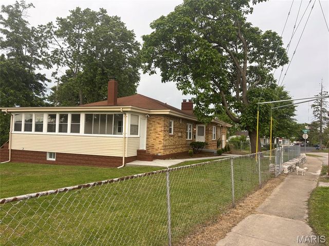 2555 Telegraph Road, Mehlville, MO 63125