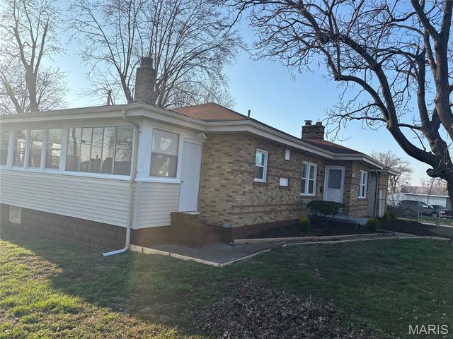 2555 Telegraph Road, Mehlville, MO 63125