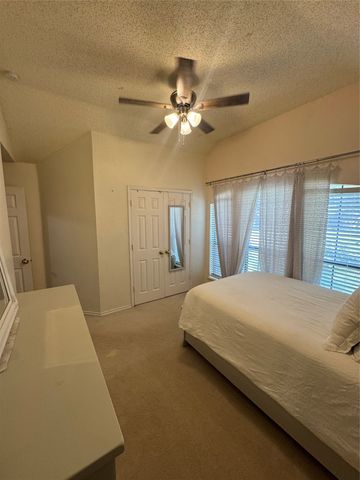 521 Post Oak Road, Grapevine, TX 76051