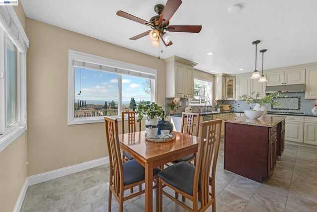 43583 Southerland Way, Fremont, CA 94539