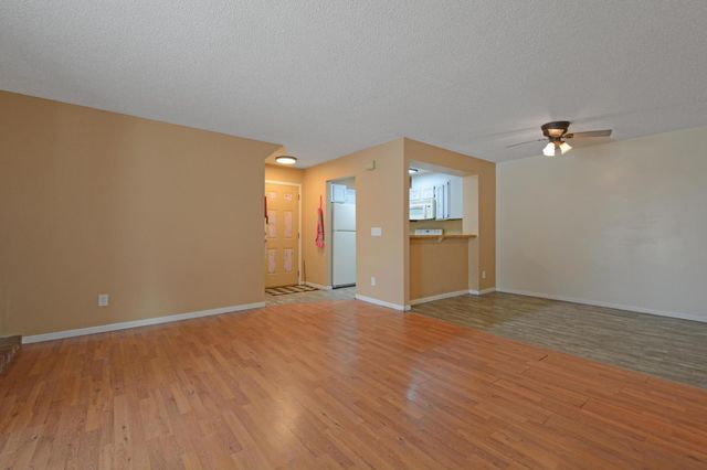 2076 Pathways Drive 1, Saint Paul, MN 55119