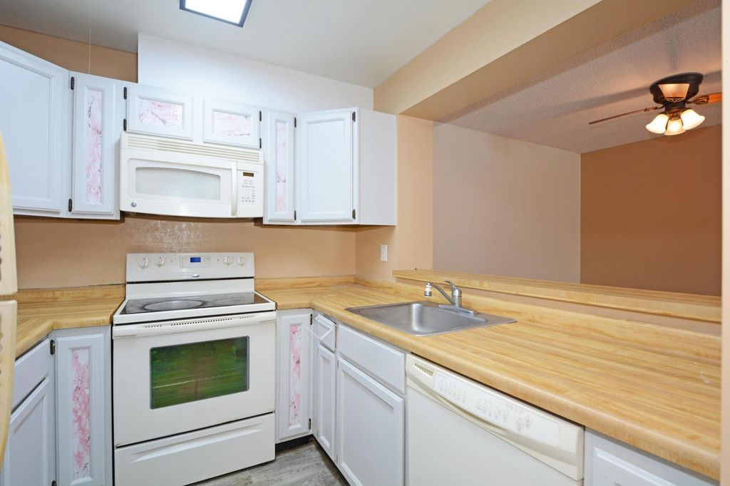 2076 Pathways Drive 1, Saint Paul, MN 55119 — photo 4