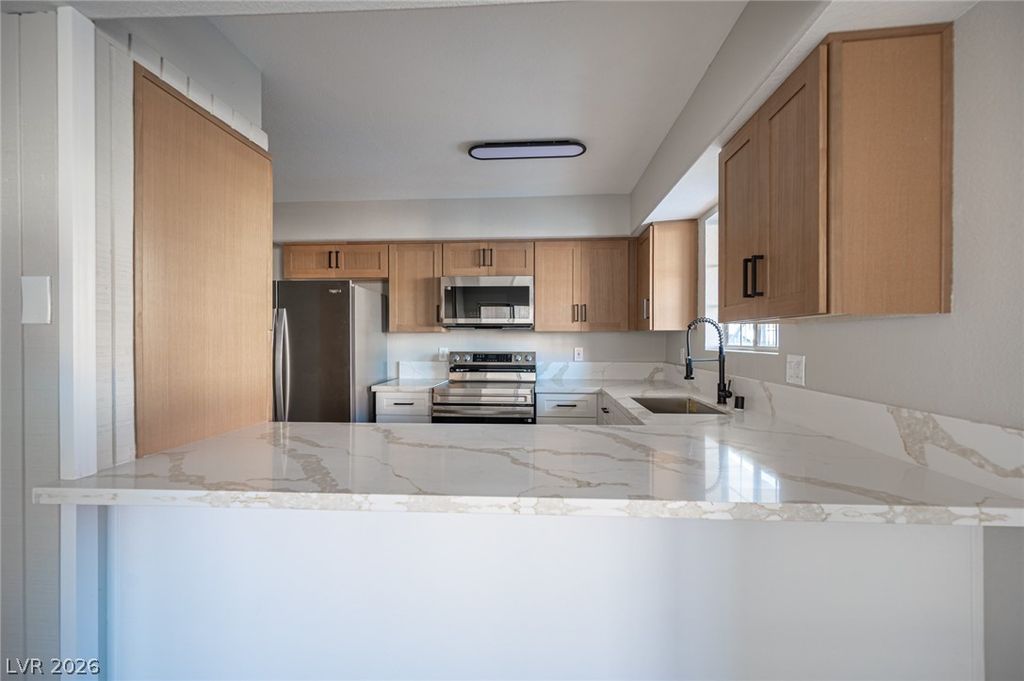 Image 10 of property listing at 2725 South Nellis Boulevard 1169, Las Vegas, NV 89121