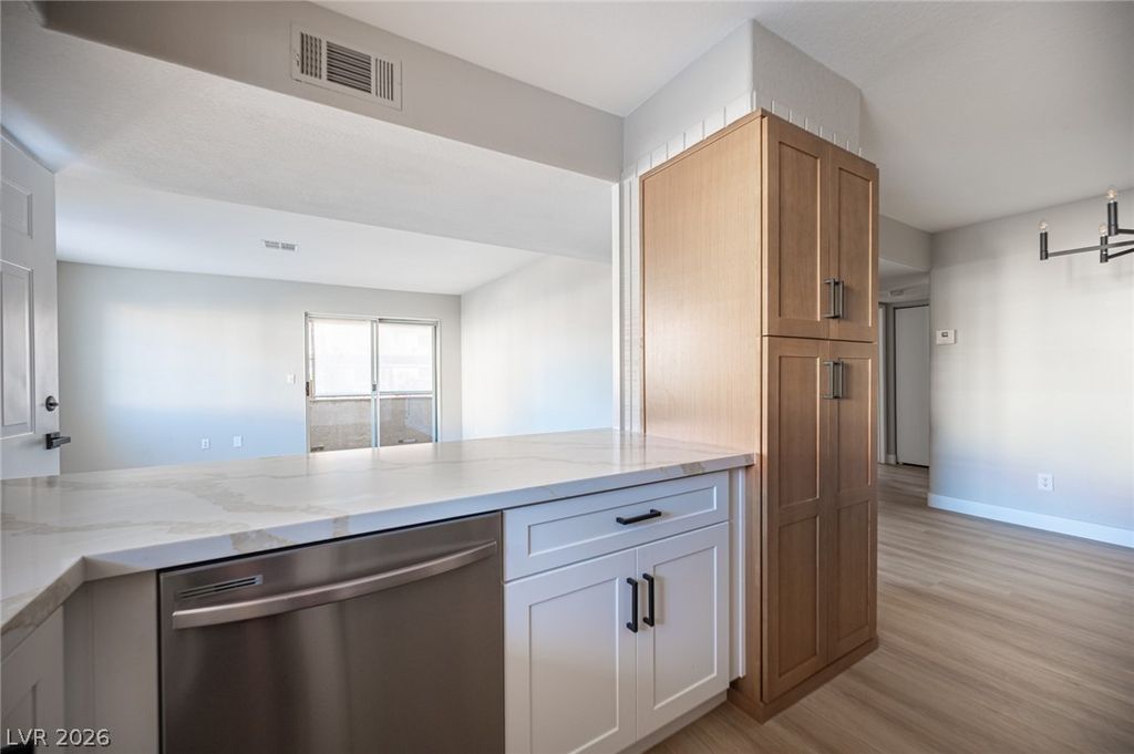 Image 12 of property listing at 2725 South Nellis Boulevard 1169, Las Vegas, NV 89121