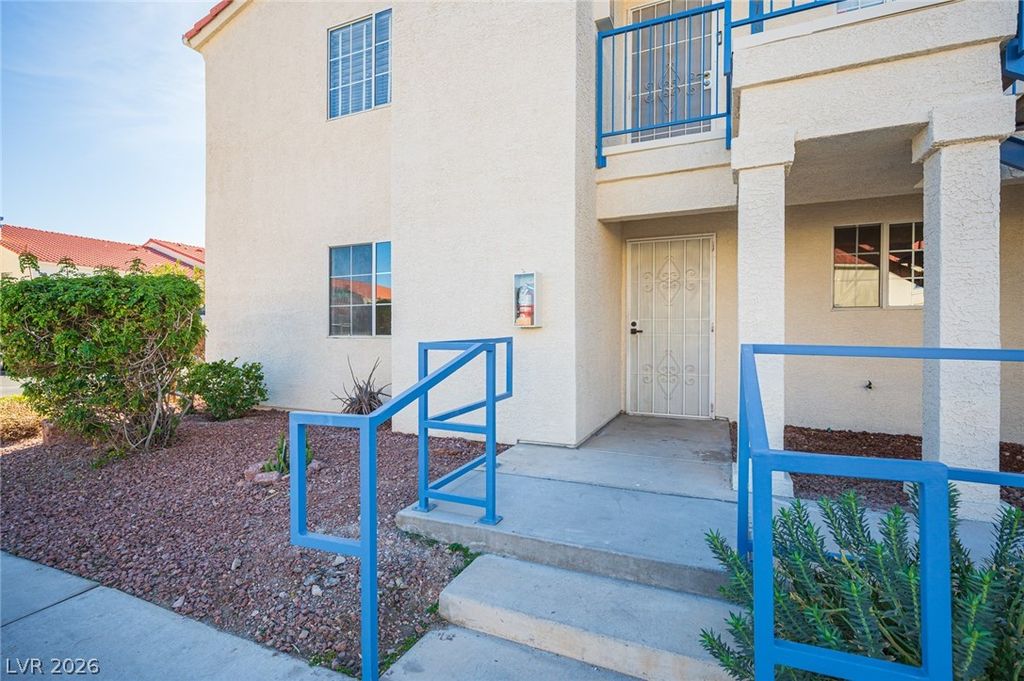 Image 3 of property listing at 2725 South Nellis Boulevard 1169, Las Vegas, NV 89121