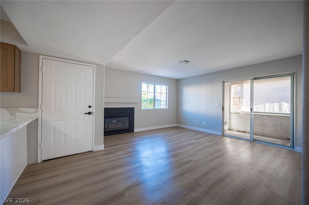 Image 4 of property listing at 2725 South Nellis Boulevard 1169, Las Vegas, NV 89121