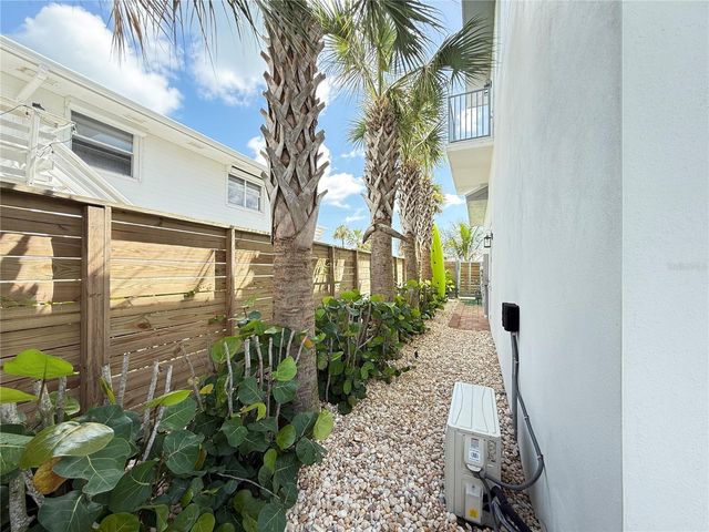 4644 VAN KLEECK DRIVE, New Smyrna Beach, FL 32169