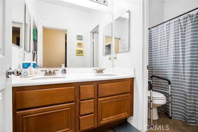 31677 Middlebrook Lane, Menifee, CA 92584