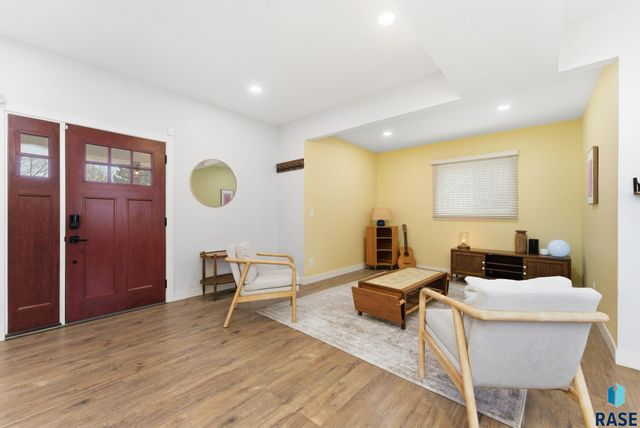 117 N Covell Ave Avenue, Sioux Falls, SD 57104