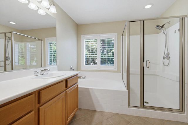 866 Yosemite Dr, Chula Vista, CA 91914