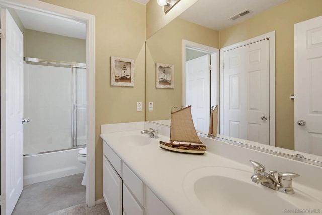 866 Yosemite Dr, Chula Vista, CA 91914