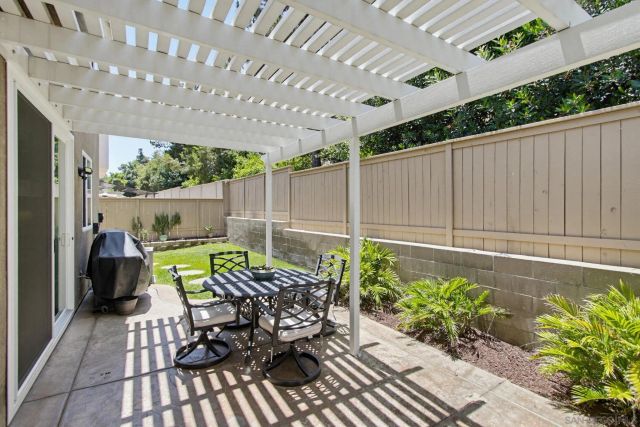 866 Yosemite Dr, Chula Vista, CA 91914
