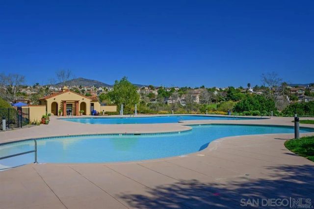 866 Yosemite Dr, Chula Vista, CA 91914