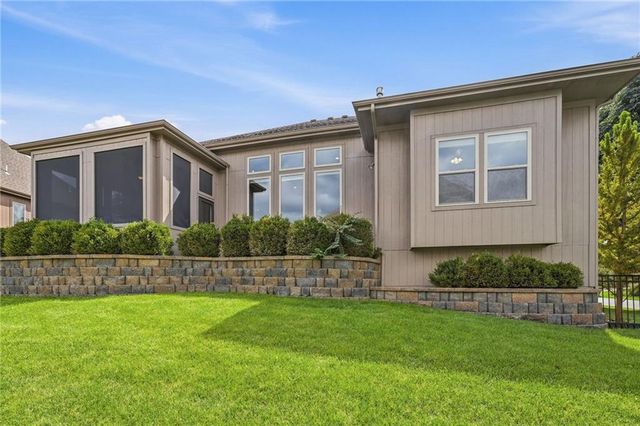 16590 S Kaw Street, Olathe, KS 66062