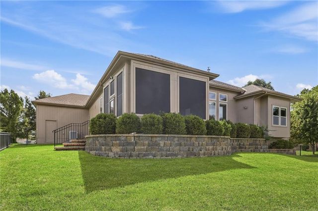 16590 S Kaw Street, Olathe, KS 66062
