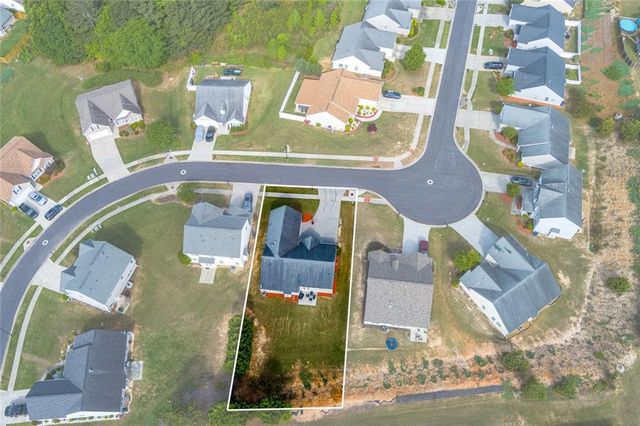 3984 Potomac Walk Court, Loganville, GA 30052