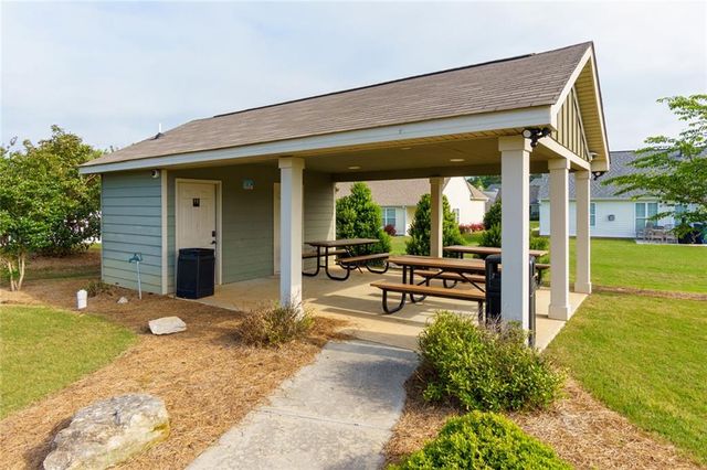 3984 Potomac Walk Court, Loganville, GA 30052