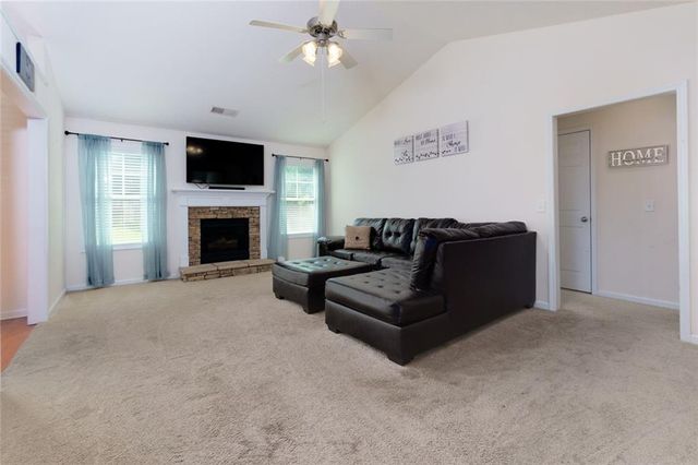 3984 Potomac Walk Court, Loganville, GA 30052