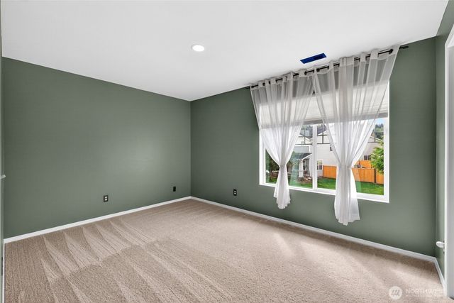 9511 186th St Ct E, Puyallup, WA 98375