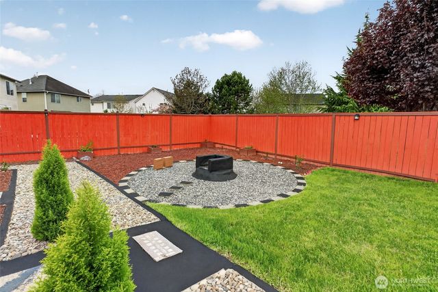 9511 186th St Ct E, Puyallup, WA 98375