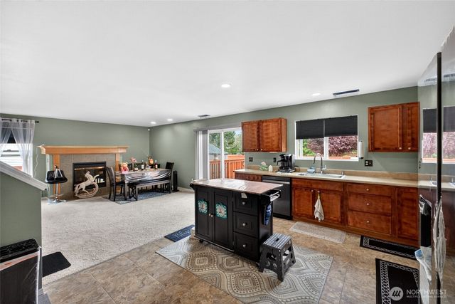 9511 186th St Ct E, Puyallup, WA 98375