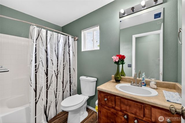 9511 186th St Ct E, Puyallup, WA 98375