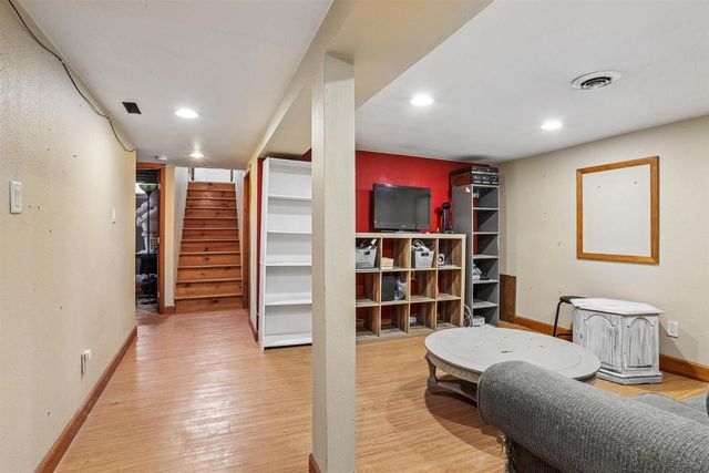 1426 E CALUMET STREET, Appleton, WI 54915