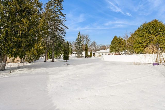 1426 E CALUMET STREET, Appleton, WI 54915