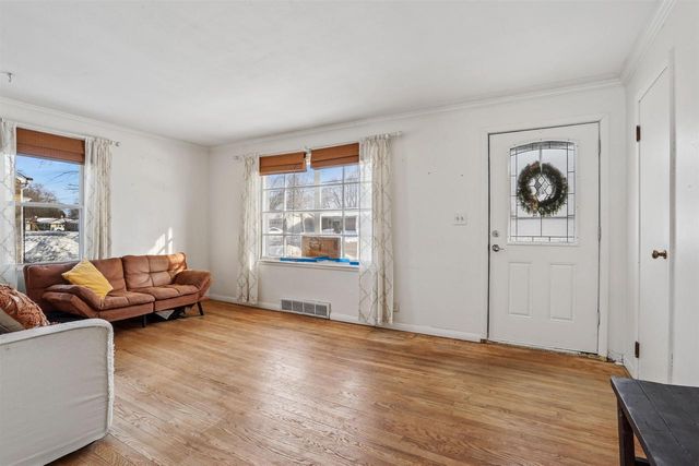 1426 E CALUMET STREET, Appleton, WI 54915