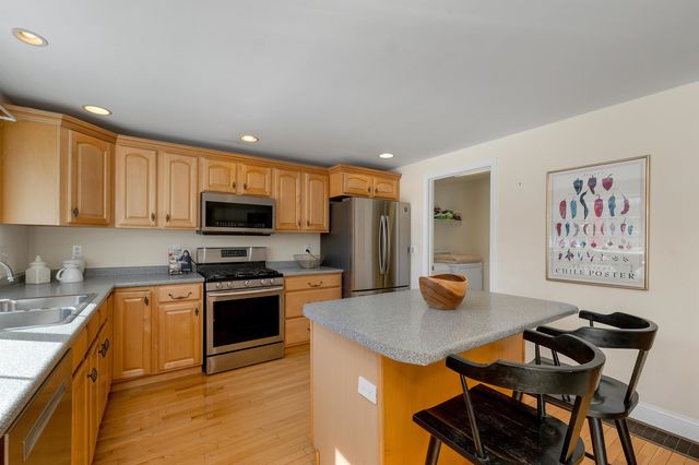 1 Ian's Way, Wolfeboro, NH 03894