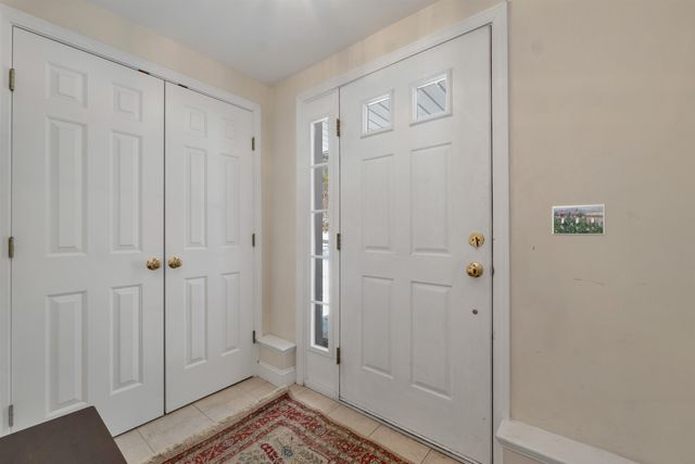 1 Ian's Way, Wolfeboro, NH 03894