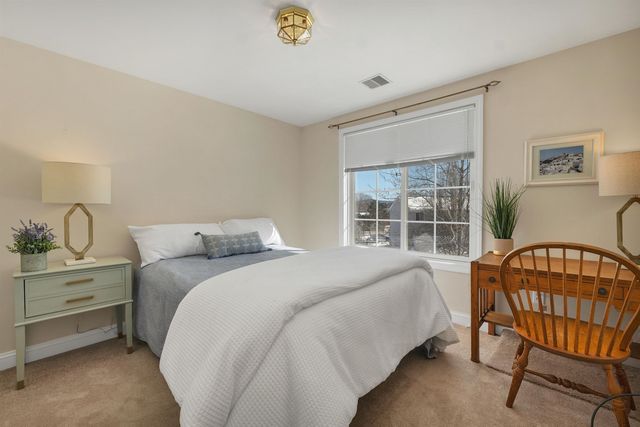 1 Ian's Way, Wolfeboro, NH 03894