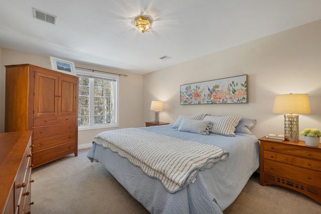 1 Ian's Way, Wolfeboro, NH 03894