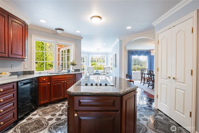 6125 Troon Lane SE, Olympia, WA 98501